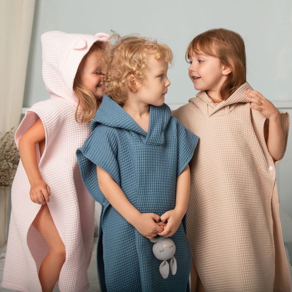 Рушник пончо з капюшоном дитячий унісекс вафельний Trendy Тot 03-01249 бежевий 80 см (12 мiс.) 03-01249-60378 фото &ndash; купити в Trendy Tot