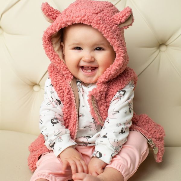Дитячий жилет букле з капюшоном і вушками Trendy Tot 03-01415 пудровий 74 см (9 мiс.) 03-01415-59547 фото &ndash; купити в Trendy Tot